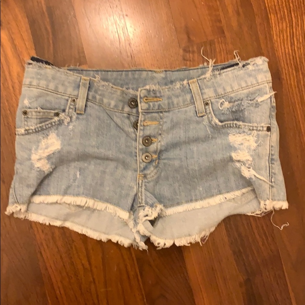 Carmar light washed jean shorts.